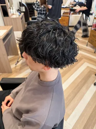 パーマ メンズ 剣持 快吏ARISE✂️のヘアスタイル
