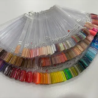 ネイル アンリッシュ池袋 小泉のネイルデザイン