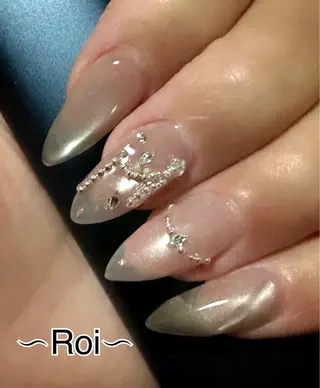 ネイル ネイルサロン Roiのネイルデザイン