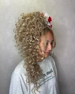 ロング エクステ＊美髪サロン KR2S河内長野店長のヘアスタイル