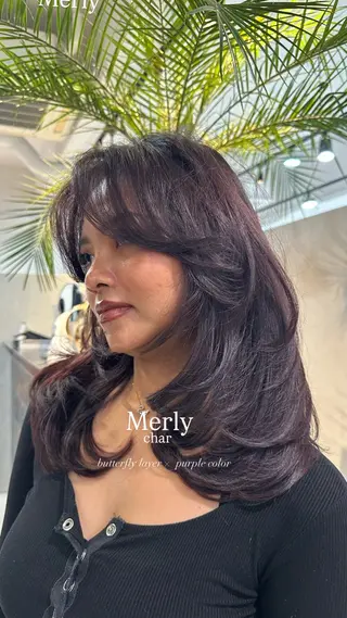 ミディアム 足立 采弥のヘアスタイル