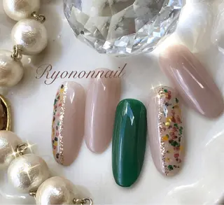 ネイル Ryononnail(リョノンネイル)所属・Ryononnail 上谷典子のネイルデザイン