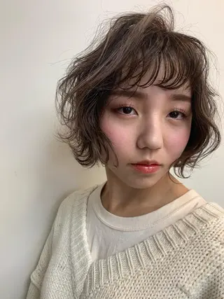 ショート ウスイ ハルカのヘアスタイル