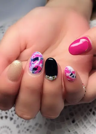 ネイル ゲン レイカのネイルデザイン