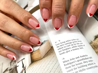 ミディアム écrin所属・kouno megumiのネイルデザイン