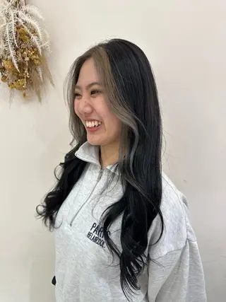ロング カラー ヘアアレンジ タイトボブ個性派カラ ーAKANEのヘアスタイル