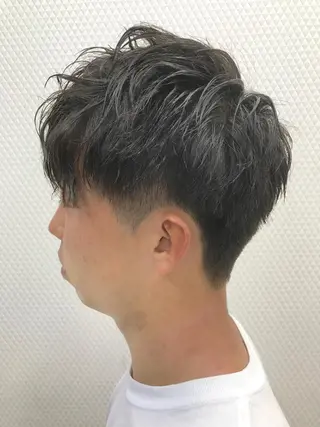 メンズ 髪質改善/レイヤー/ 小顔/デザインのヘアスタイル