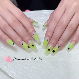 ネイル DIAMOND NAILMANAMIのネイルデザイン