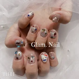 ネイル Glam nail salon所属・リ ナのネイルデザイン
