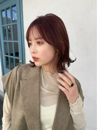ミディアム カラー 結べるレイヤーボブ くびれLady表参道のヘアスタイル
