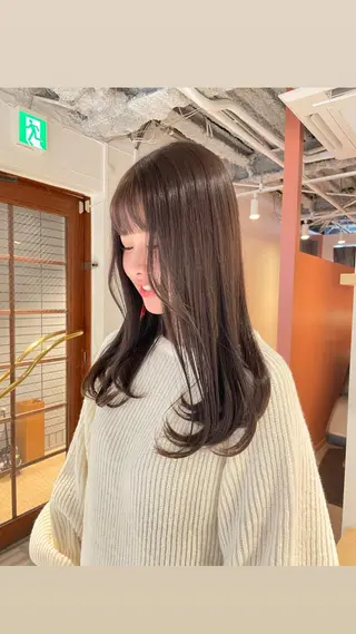 ミディアム カラー レイヤー×初 パーマ|hinakoのヘアスタイル