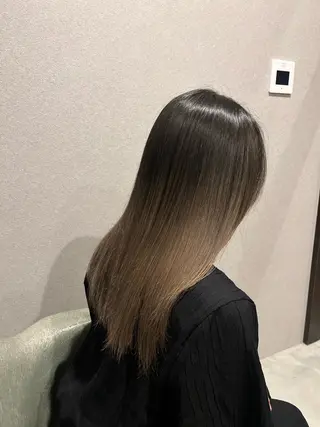 カラー cyaco g所属・cyaco g aimiのヘアスタイル