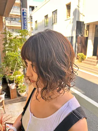 ショート パーマ 清水千優/パーマ/透 明感カラー/メンズのヘアスタイル