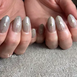 ネイル Legit nail salonのネイルデザイン