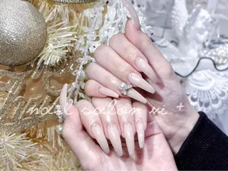 ネイル ✨Nailsalon Vi+✨のネイルデザイン