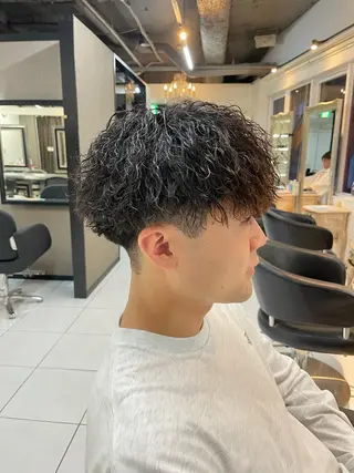 ショート カラー パーマ メンズ 🔥お値段以上🔥 メンズ特化たかひろのヘアスタイル