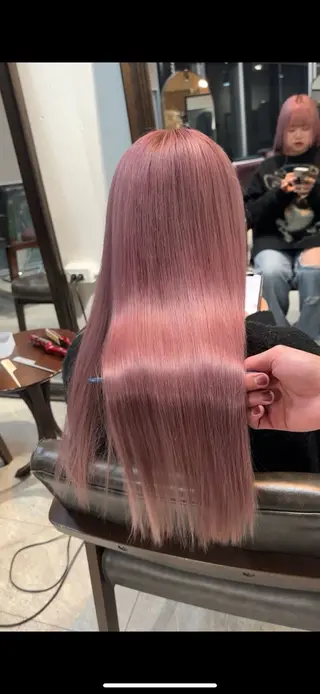 ロング カラー パーマ ヘアアレンジ ブリーチカラー🤍 颯馬🐈‍⬛のヘアスタイル