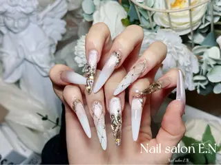 ネイル E.N🦋 長さ出し/持ち込みのネイルデザイン