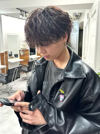 パーマ メンズ シャドウパーマ/ 波巻パーマYu-Kiのヘアスタイル