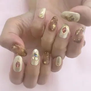 ネイル 五十嵐 美智のネイルデザイン