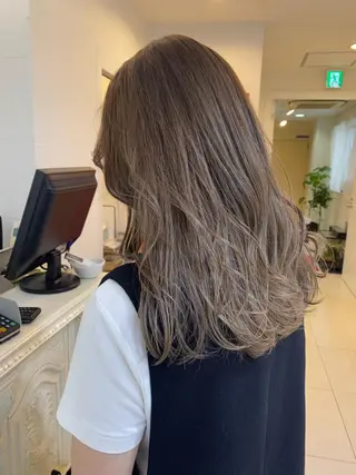 セミロング カラー ヘアアレンジ マツエク・マツパ アイブロウ Noah's　Ark所属・透明感カラー🫧ヘア セット🫧松本菜月の眉毛・アイブロウイメージ