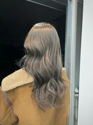 カラー ハイトーンカラー/ miyuuのヘアスタイル