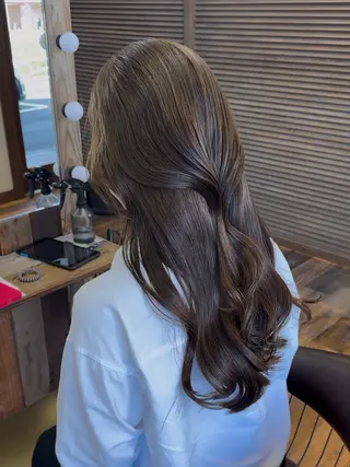 ロング カラー 韓国/レイヤー/ 顔まわり/ユズキのヘアスタイル