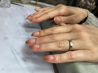 ネイル ネイルサロンエーナインイオンモール苗穂店所属・K Mariのネイルデザイン