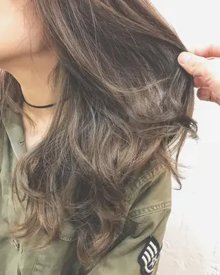 セミロング カラー BRICK所属・［BRICK］Yui ナチュラル系の極みのヘアスタイル