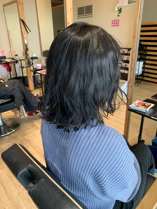 ショート カラー 大久保 隆蔵のヘアスタイル
