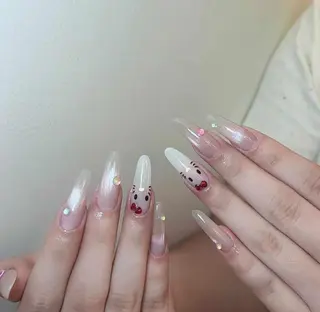 ネイル VIVIAN リサのネイルデザイン