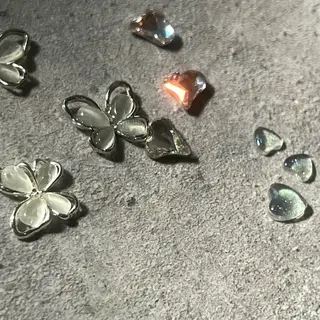 ネイル 土居 夏美/束感マツエクのマツエク・マツパデザイン