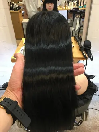 セミロング カラー メンズ眉毛ITSUK Iメンズ専門　新宿の眉毛・アイブロウイメージ