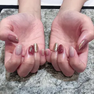 ネイル 鈴木 優菜のネイルデザイン