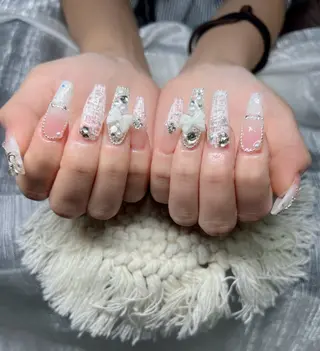 ネイル Lee Nailsのネイルデザイン