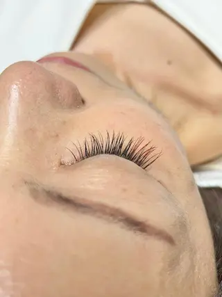 マツエク・マツパ MIMI RUSH 安城 jubilee店所属・鍋田 彩歌のマツエク・マツパデザイン