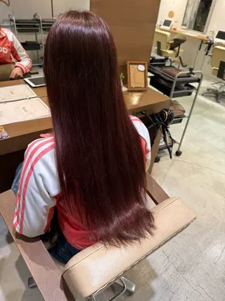 ロング 和井 優樹のヘアスタイル
