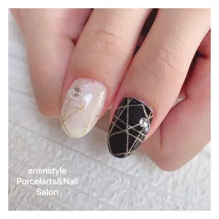 ミディアム ネイル 👑enen style👑のネイルデザイン