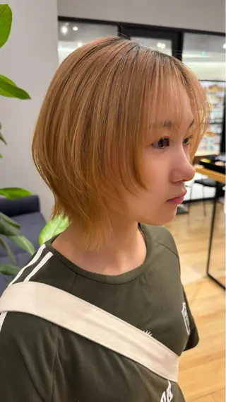 ミディアム 藤原 萌衣のヘアスタイル
