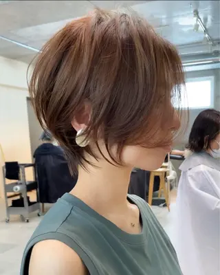 ショート カラー Laff新宿所属・縮毛矯正/ボブ 新宿/ショート/航輝のヘアスタイル