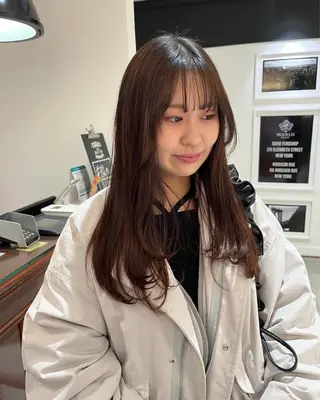 ロング BEHIVE PARCO2所属・門田 楓香のヘアスタイル