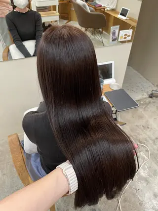 ロング カラー 山下 悠月のヘアスタイル