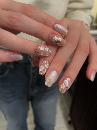 ネイル mano+所属・砂田 はるかのネイルデザイン