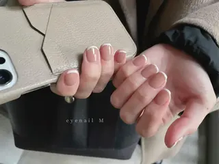 ネイル SHIORI 🤍のネイルデザイン