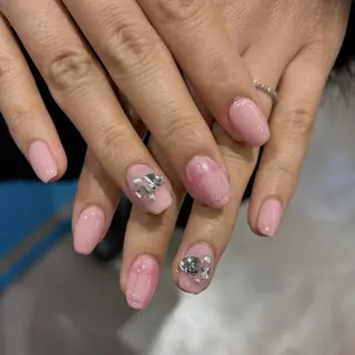 ネイル YURIN 𓈒ㅤׂ 𝜗𝜚のネイルデザイン