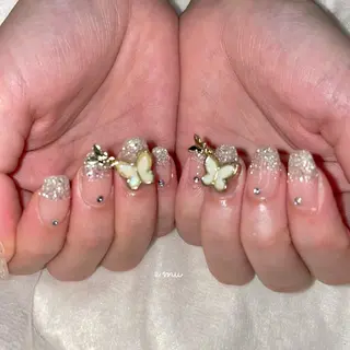 ネイル nail salon e'mu💐のネイルデザイン