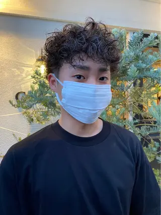 パーマ 岡田 神奈のヘアスタイル