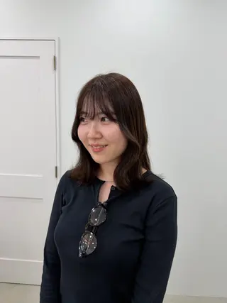 ミディアム mei🪽 カラーモデルのヘアスタイル