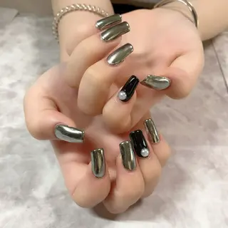 ネイル マジョリカ ブルーのネイルデザイン