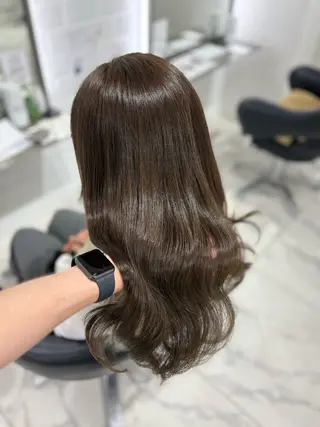 ロング カラー 透明感カラー/ 岡田澪香のヘアスタイル